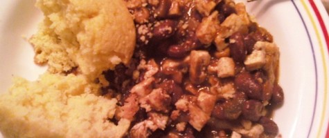 Amy’s Organic Chili & Marie Callender’s Cornbread